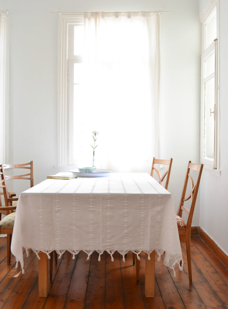 White fringed tablecloth
