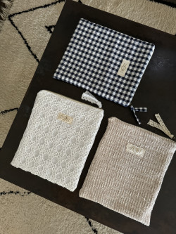 Colette / Pochette Ipad/Mac book en crochet