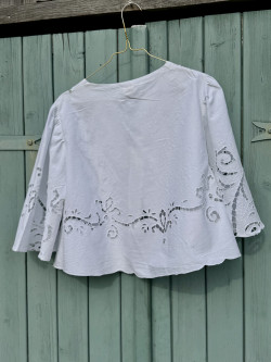 Blouse brodée en linge ancien/ JOY