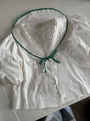 Blouse brodée en linge ancien/ AMY