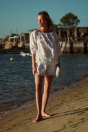 Blouse en linge ancien brodé / Pia