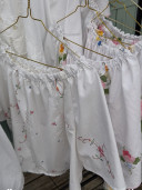 Blouse en linge ancien brodé /Ella