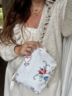 Pochette en linge ancien Judy
