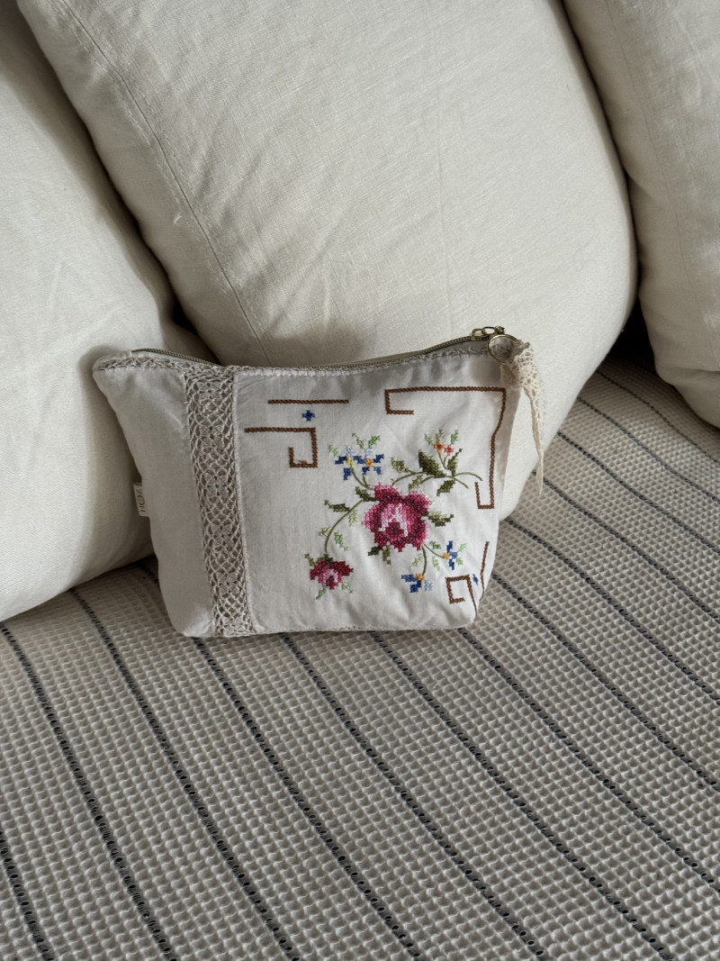 Pochette en linge ancien Ellen