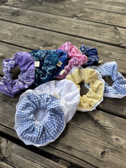 Large cotton gauze scrunchie