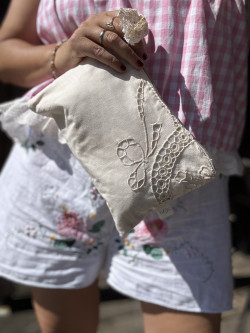 Pochette en linge ancien June