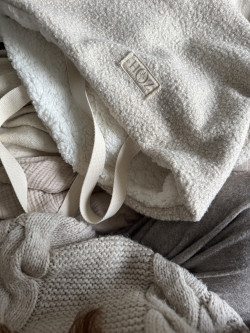 Ninon Reversible Bouclé Tote Bag - Beige