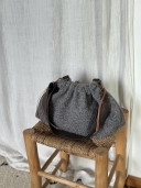 Sac pochette bouclette grise/ Eliott