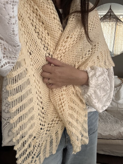Valentina Vintage Wool Shawl