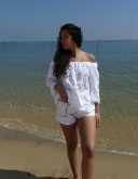 Embroidered vintage linen shorts / POÉSIE