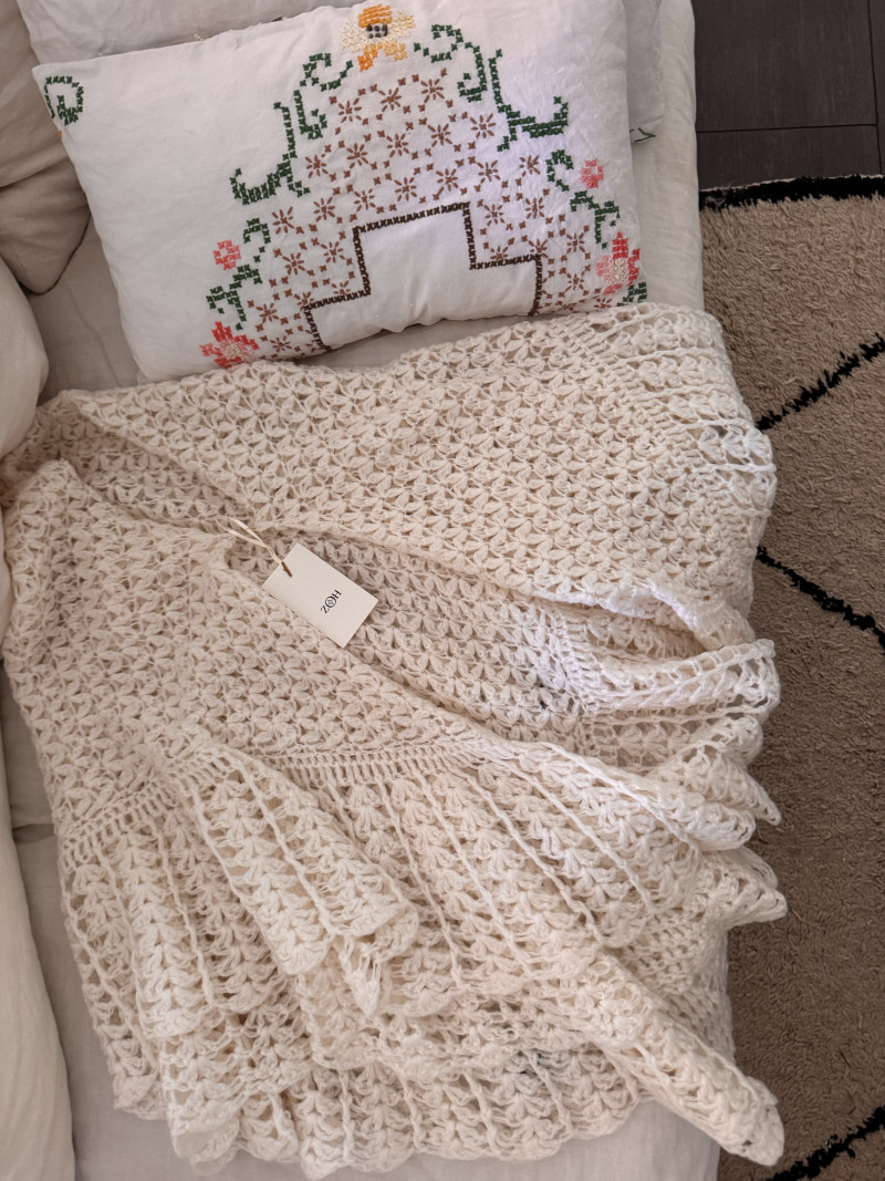 MADO Vintage Crochet Shawl