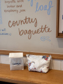 Pochette en linge ancien brodé/ Paloma