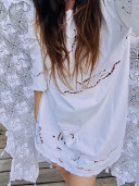 Robe brodée Ness