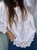 Blouse brodée en linge ancien/ Roma
