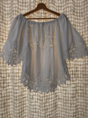 Blouse brodée en linge ancien/ Roma