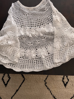 Mona Vintage Crochet Shawl