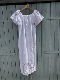 Robe longue brodée ELENA