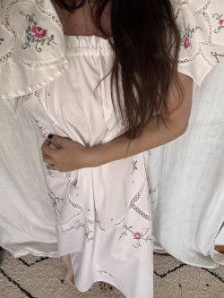 Robe longue brodée ELENA