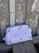 copy of Embroidered Vintage Linen Pouch / Marcella