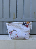 Embroidered Vintage Linen Pouch / Billie