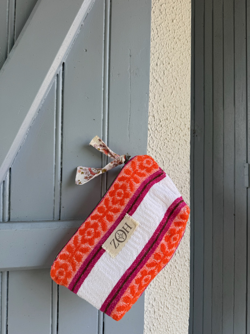 Donna Vintage Terry Cloth Pouch