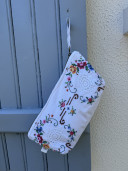 Embroidered Vintage Linen Clutch / INES