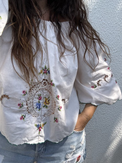 Embroidered Vintage Linen Blouse / Livia