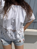 Blouse en linge ancien brodé /Ella
