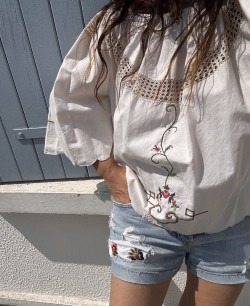 ALBA Embroidered Vintage...