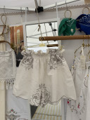 Short brodé en linge ancien Victor