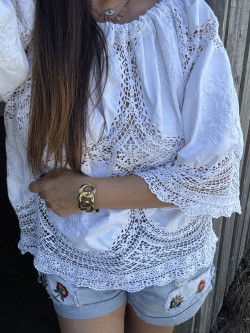 Blouse brodée en linge...