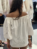 Blouse brodée en linge ancien/ June
