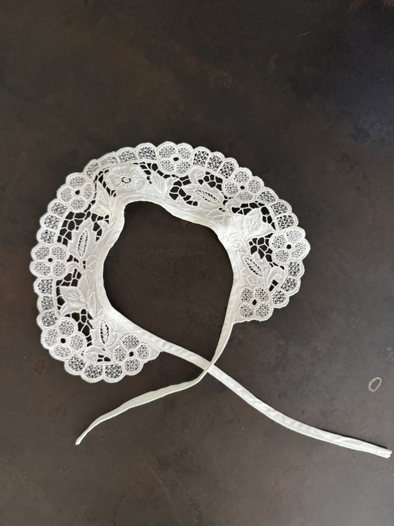 Micha Embroidered Collar