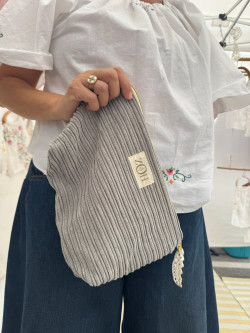 Pochette Gaspard velours gris