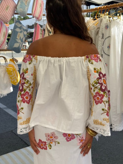 Blouse brodée Rosalia