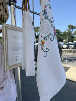 copy of Amore Vintage Linen Bandana