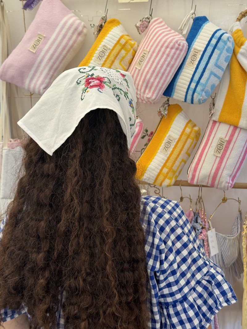 copy of Amore Vintage Linen Bandana