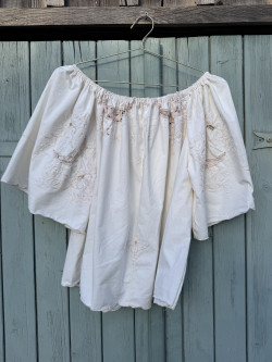 Roma Embroidered Vintage Linen Blouse