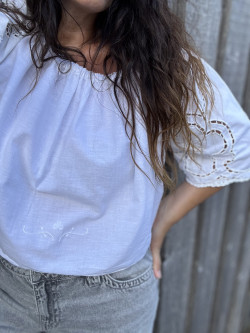 Blouse brodée Gisele