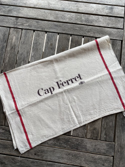 Old tea towel "Cap Ferret"
