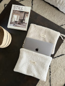 Pochette IPAD/MACBOOK - Ninon bouclette blanche