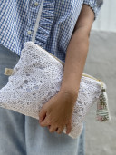 Pochette en crochet / Albertine