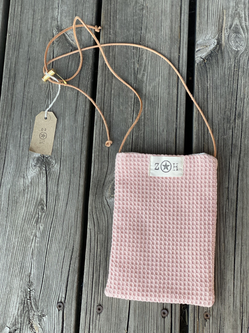 Pochette téléphone nid d'abeille rose