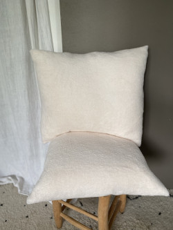 MEGEVE // Housse de coussin moumoute / taille 60x60 cm