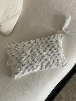 Pochette en crochet